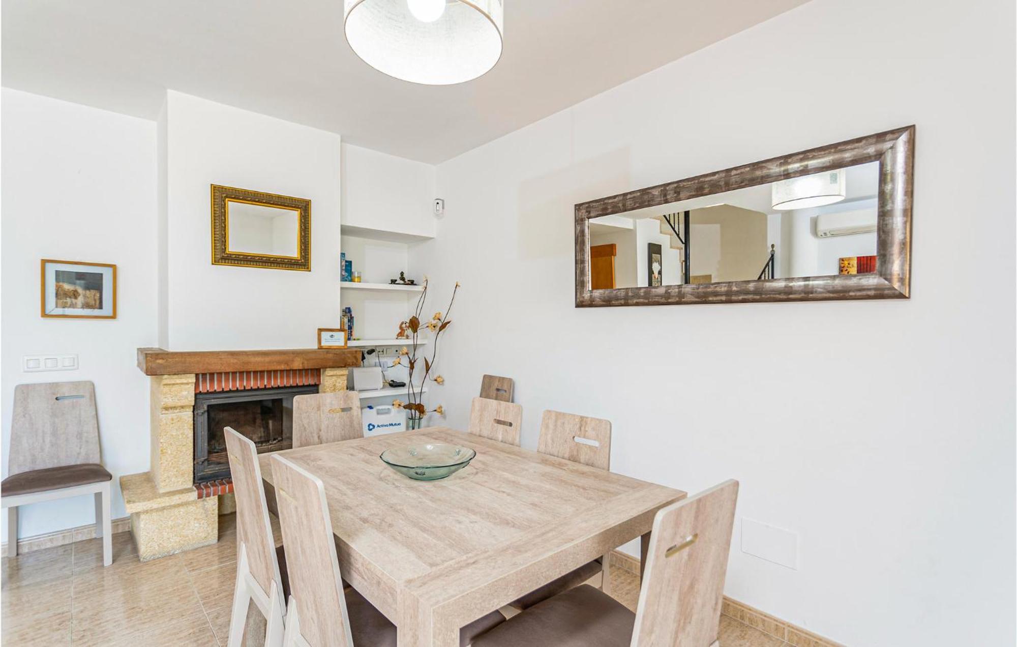 4 Bedroom Beautiful In Alcudia Port de Alcudia (Mallorca)