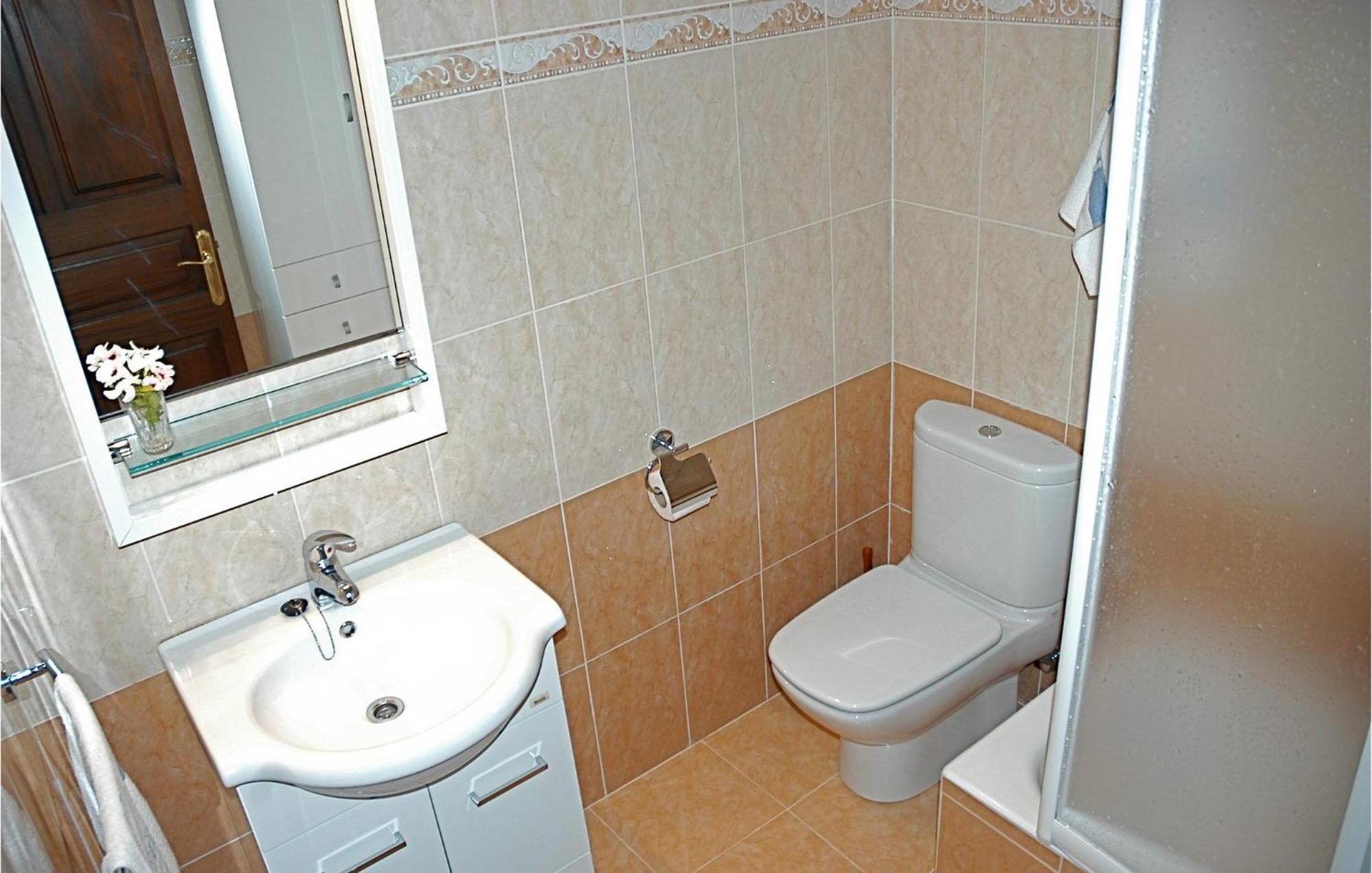 Сasa de vacaciones 6 Bedroom Amazing In Estellencs Estellencs (Estellenchs)