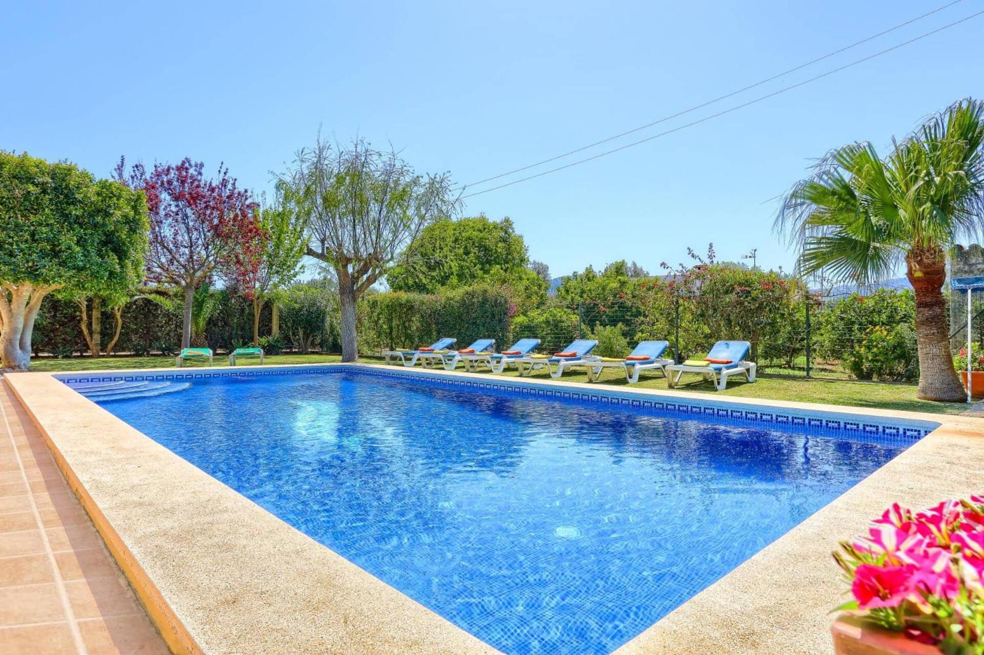 Villa La Sort By