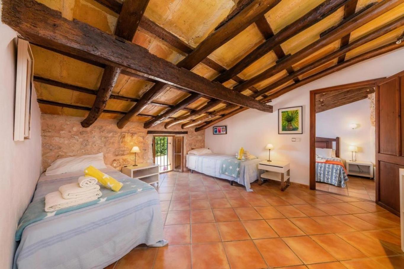 Es Rafalet Casa rural *