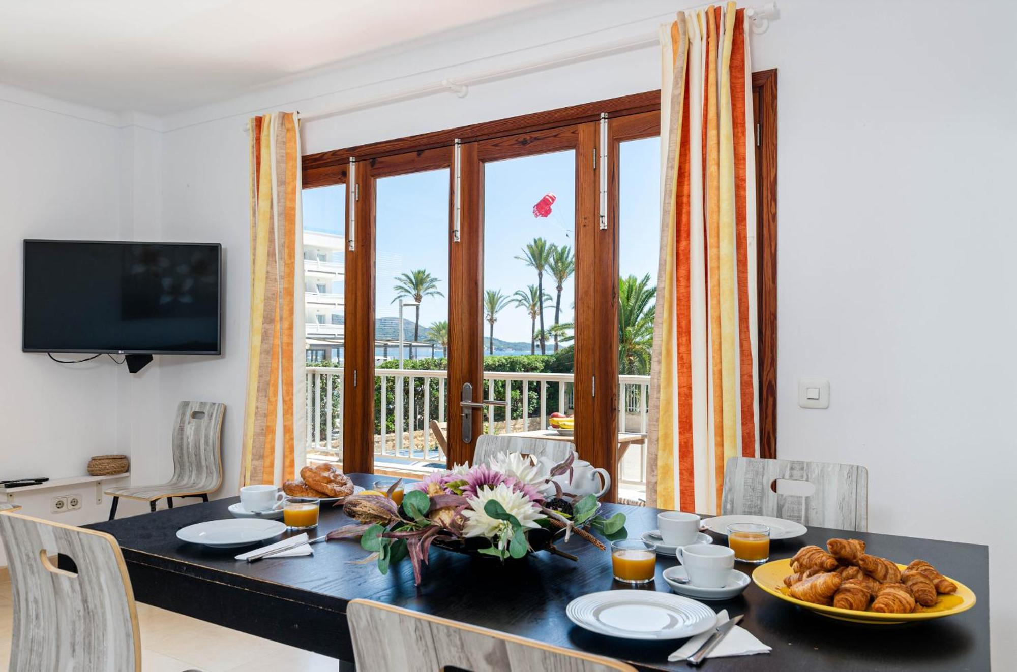 Yourhouse Reganyol * Port de Alcudia (Mallorca)