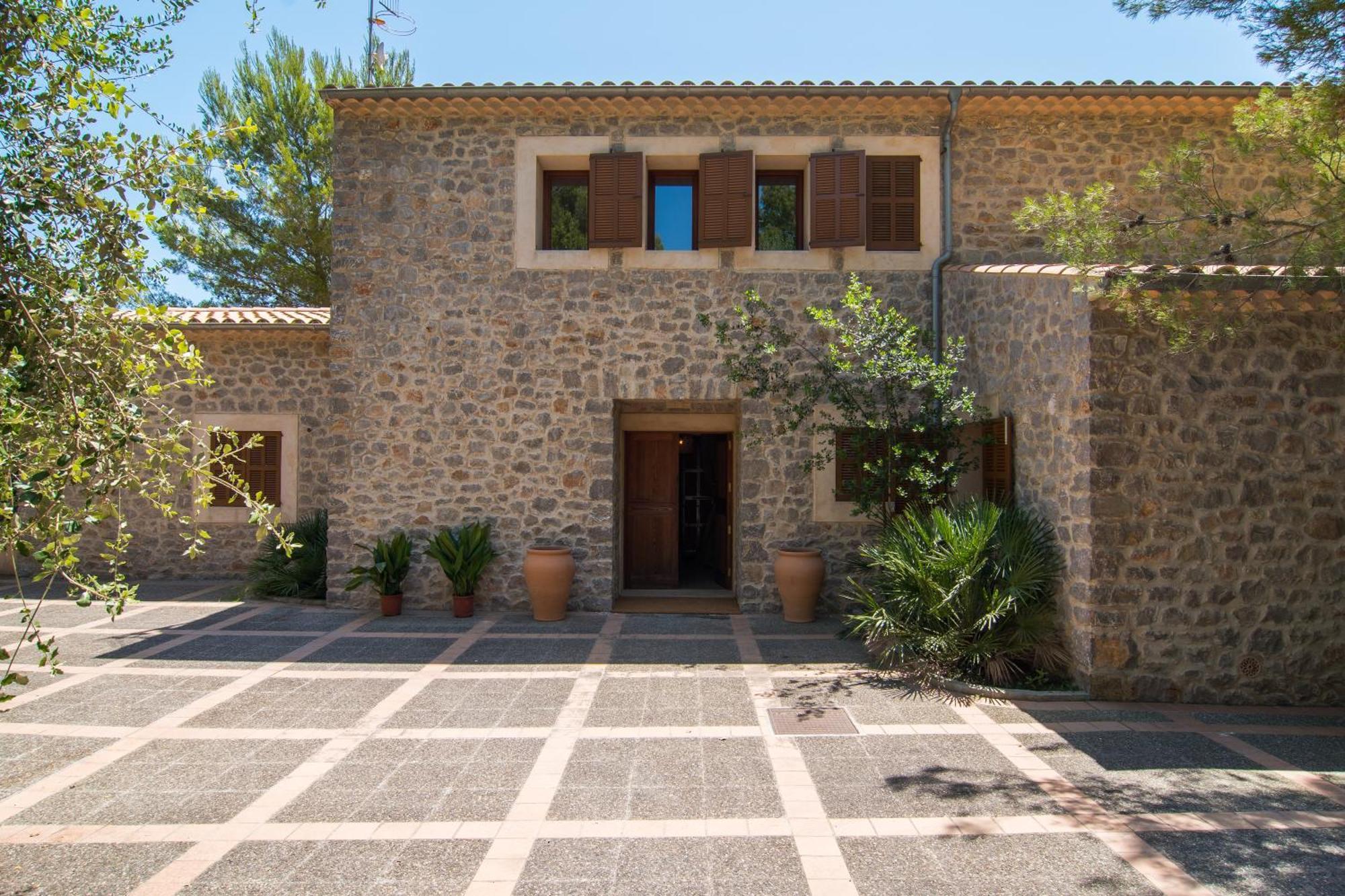 Villa Pula