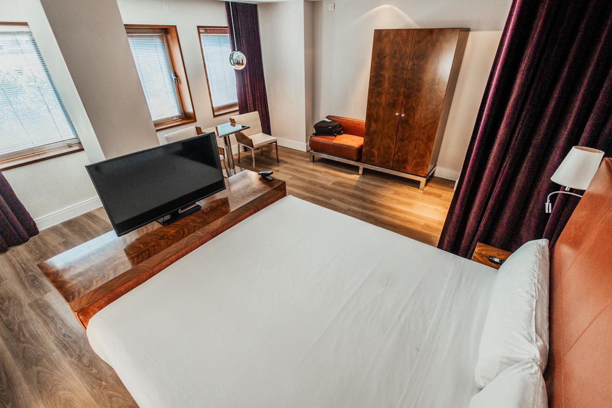 Hotel Ur Palacio Avenida