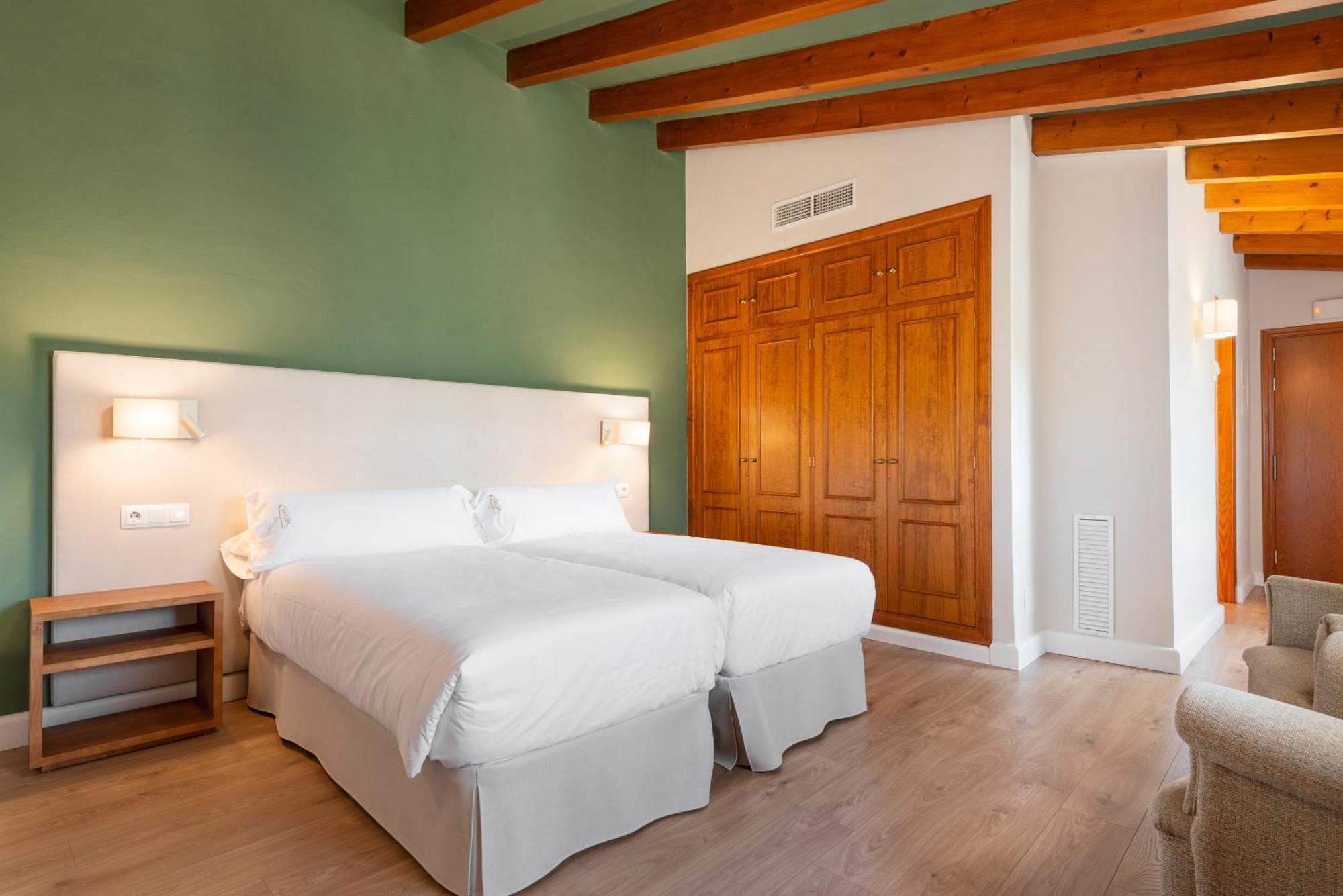 Xim-turismo De Interior 4*