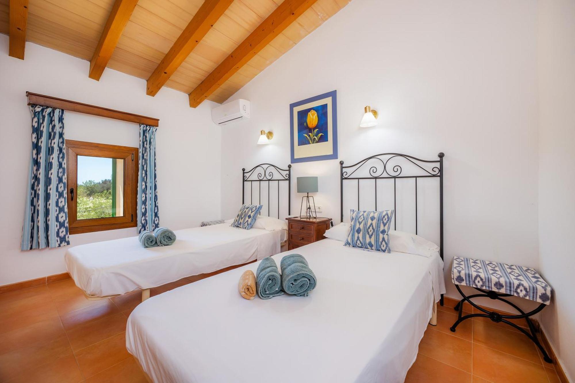 Na Amera Ref 225 Villa *
