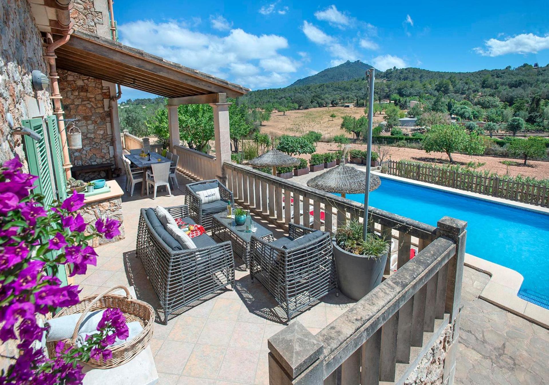 Villa Sa Cova D'es Pujol By Vintage Travel