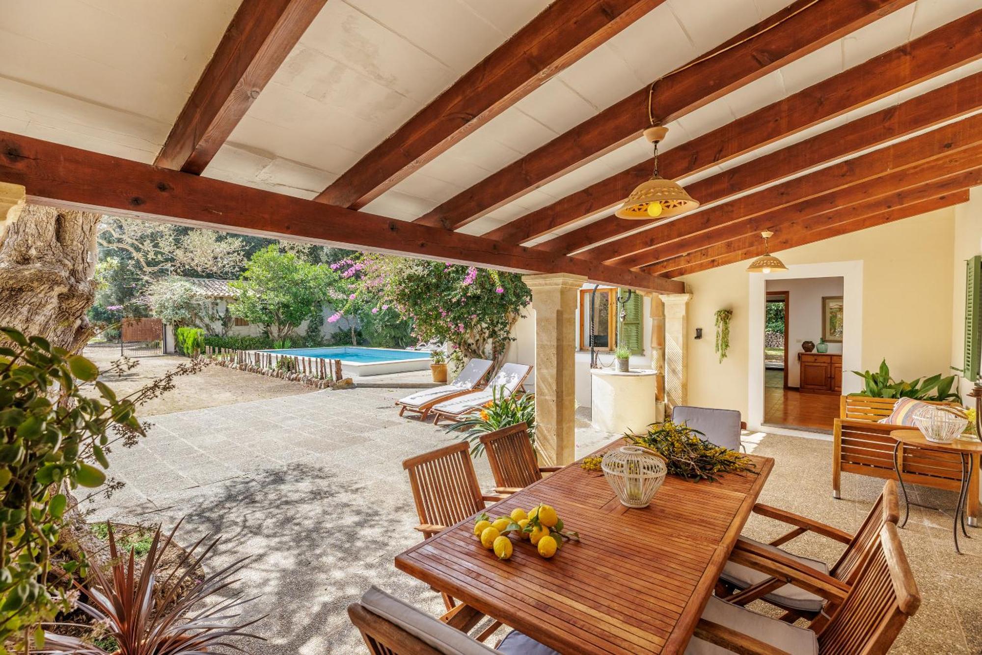 Creus Villa