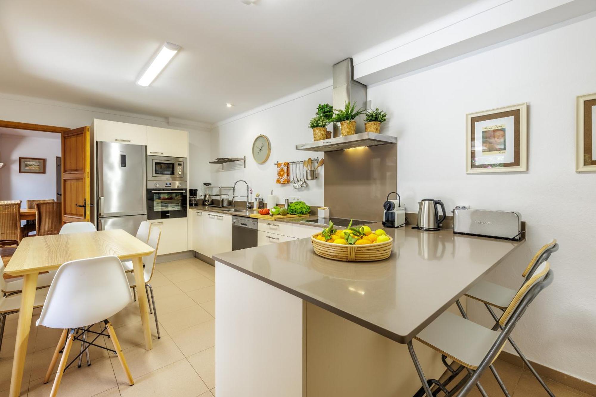 Creus Villa