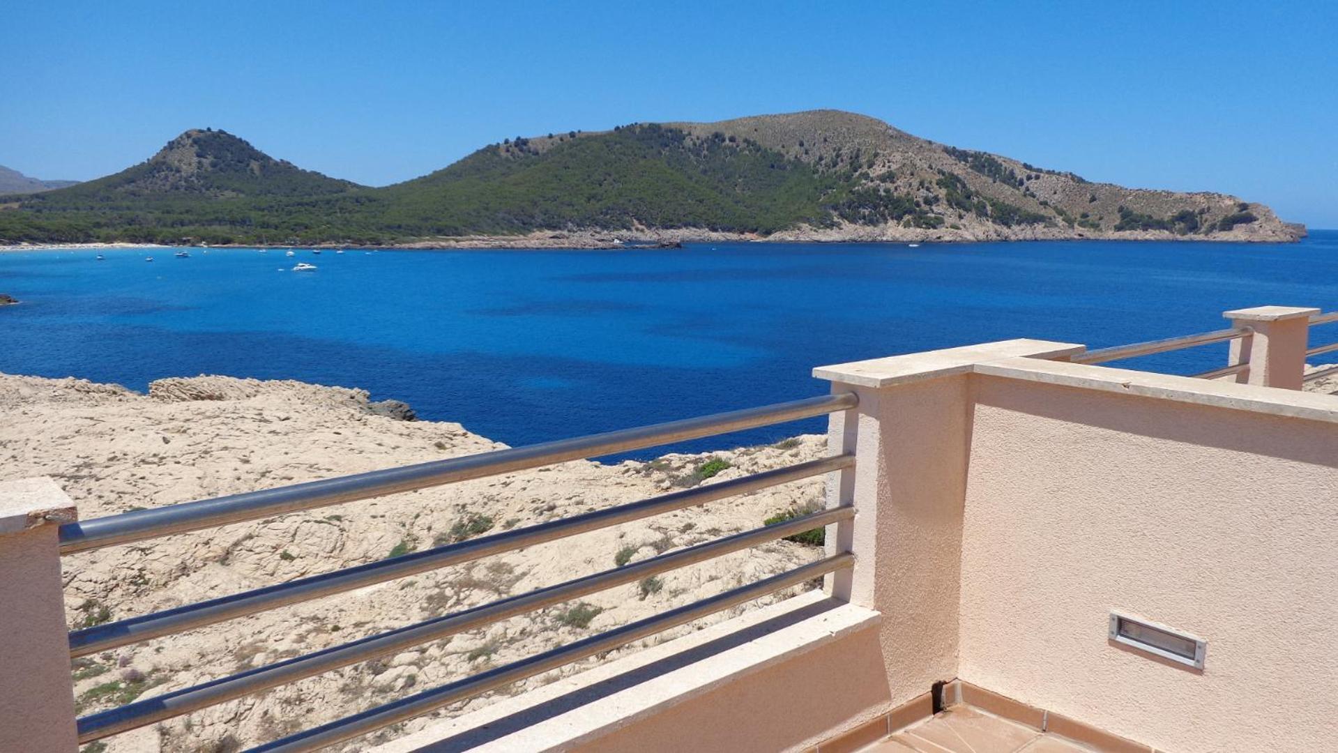 Cala Lliteras 4 *