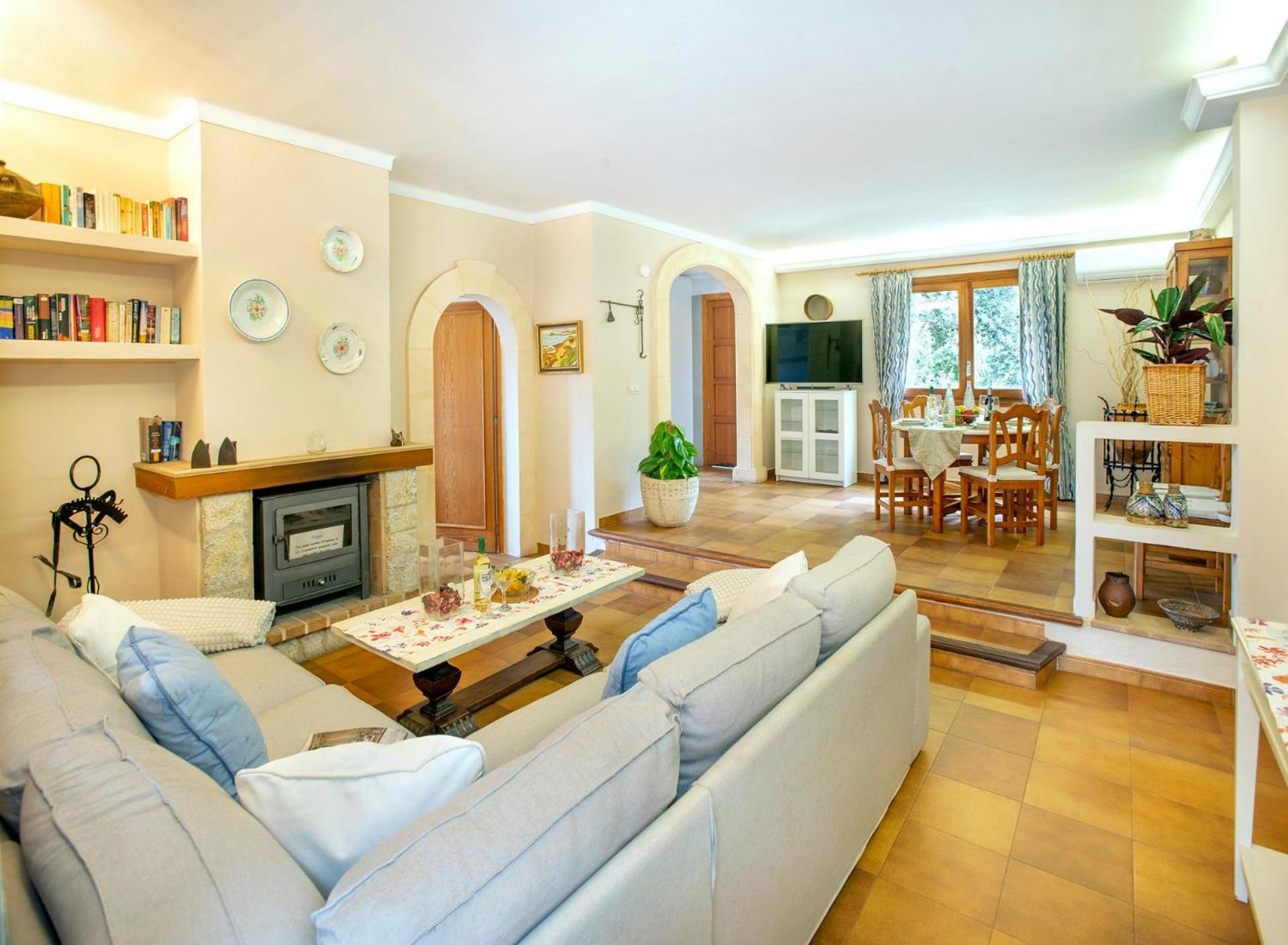 Alzines By Vintage Travel Villa