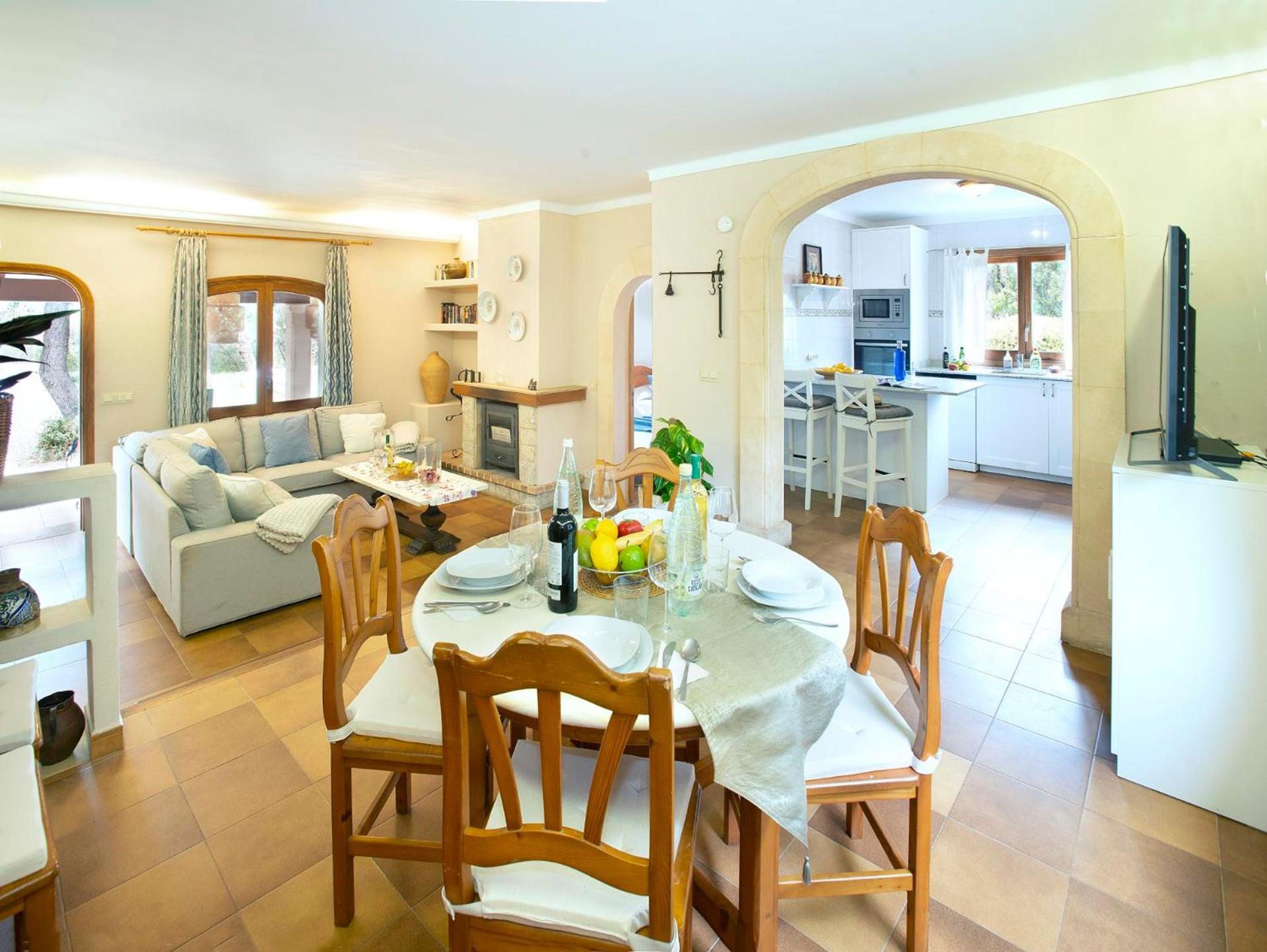 Villa Alzines By Vintage Travel
