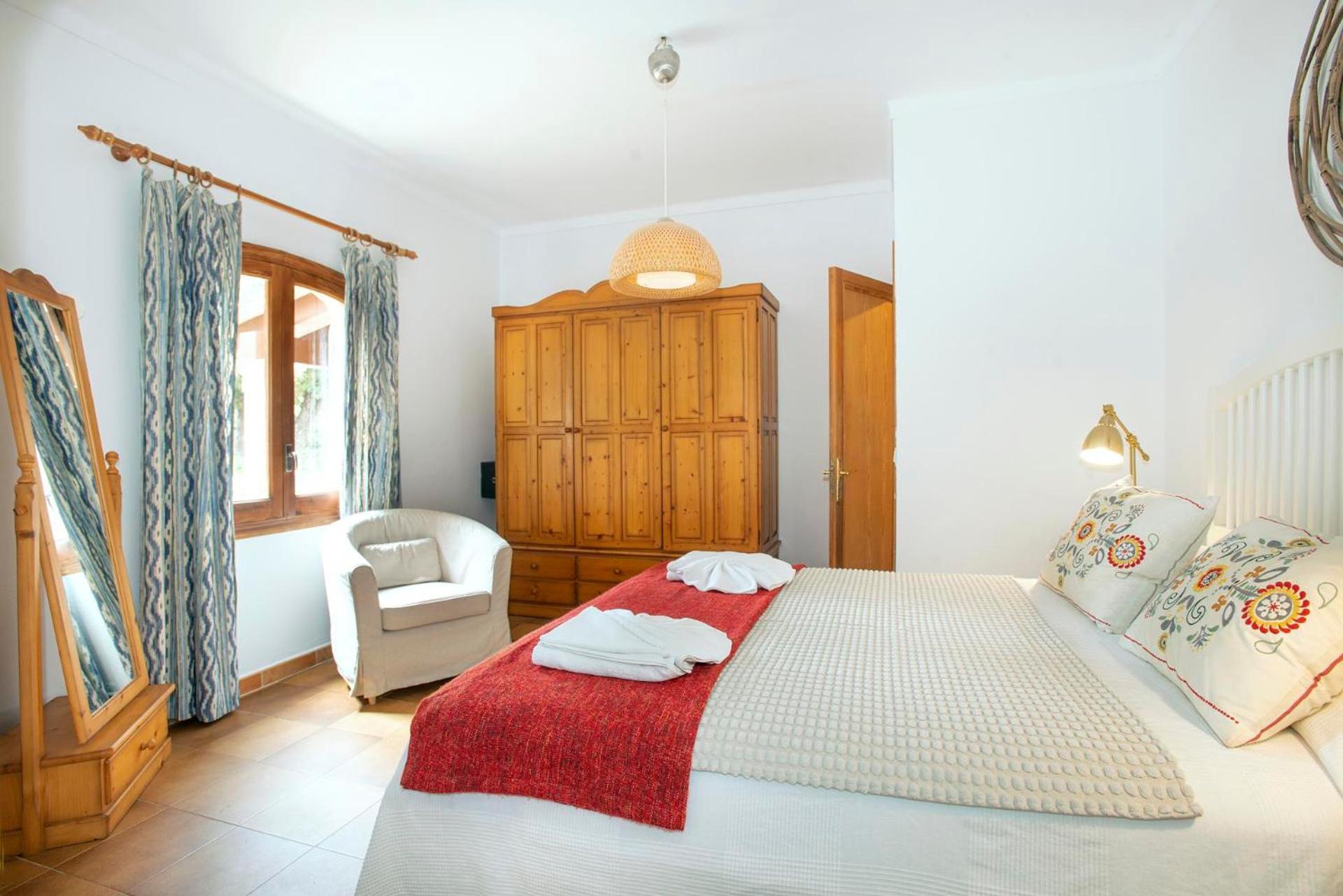 Alzines By Vintage Travel Villa Pollensa