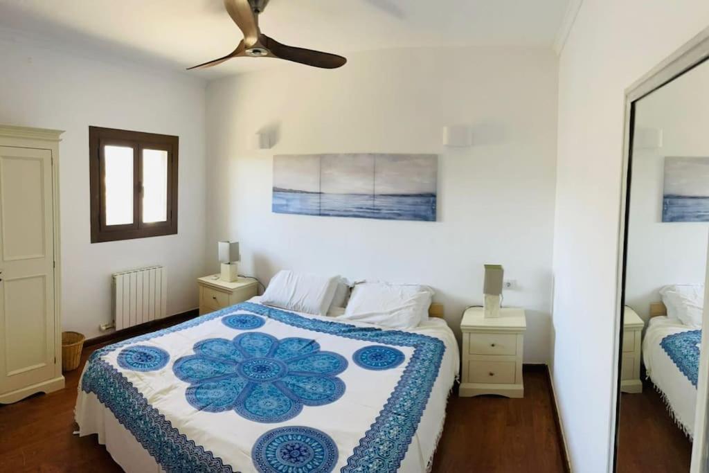 Stunning Country With Panoramic Mountain Views Villa
