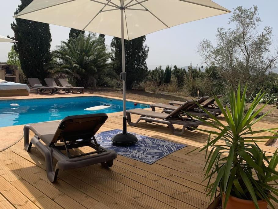 Stunning Country With Panoramic Mountain Views *