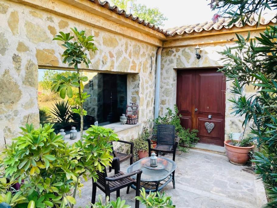 Villa Stunning Country With Panoramic Mountain Views *