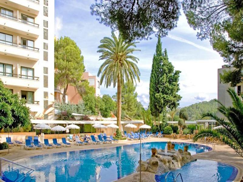 Hsm Madrigal Hotel 4*