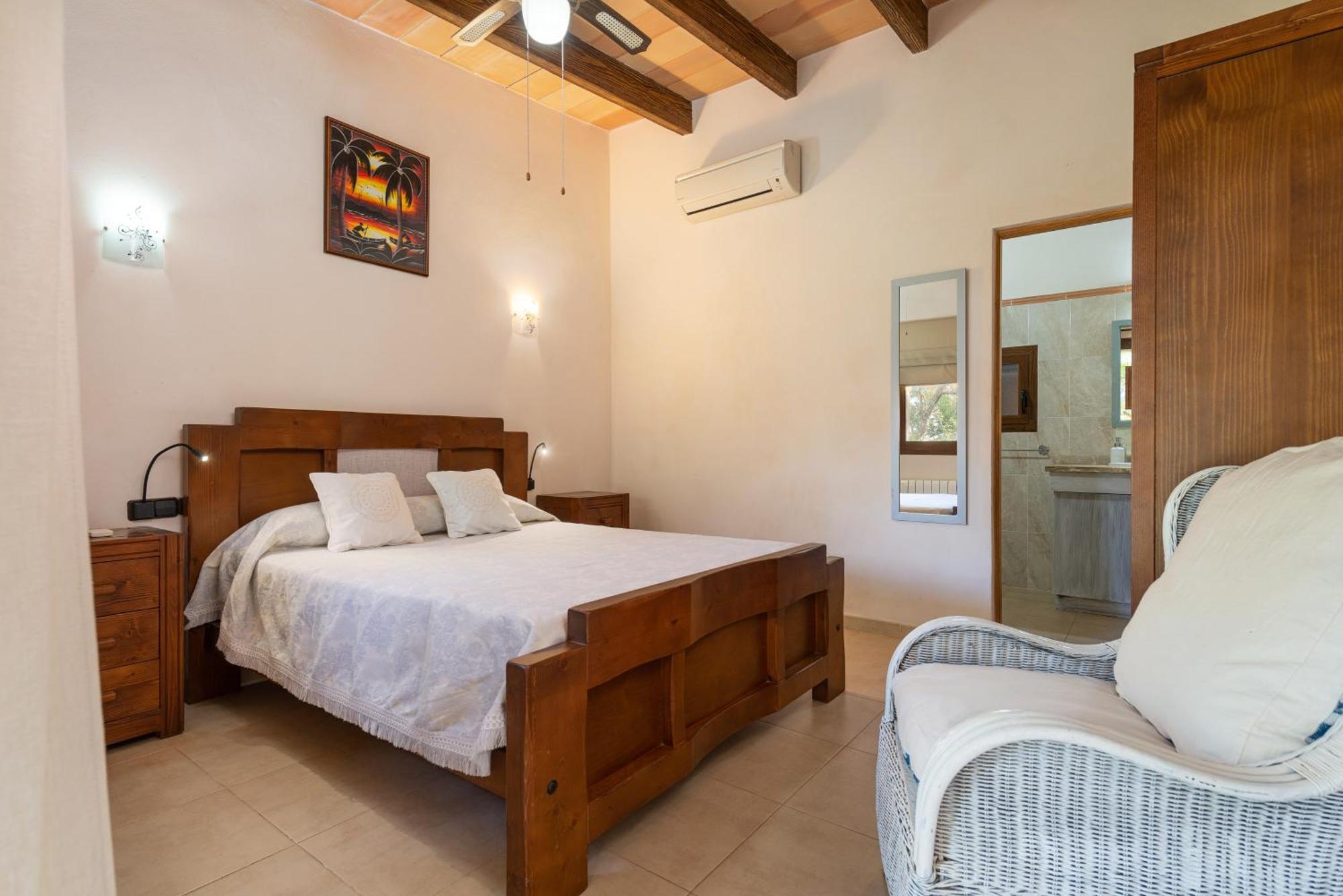 De Lujo Con Gran Piscina Y Campo De Golf Cerca Villa