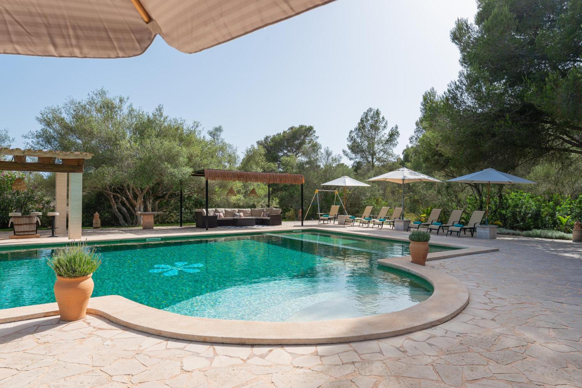 De Lujo Con Gran Piscina Y Campo De Golf Cerca