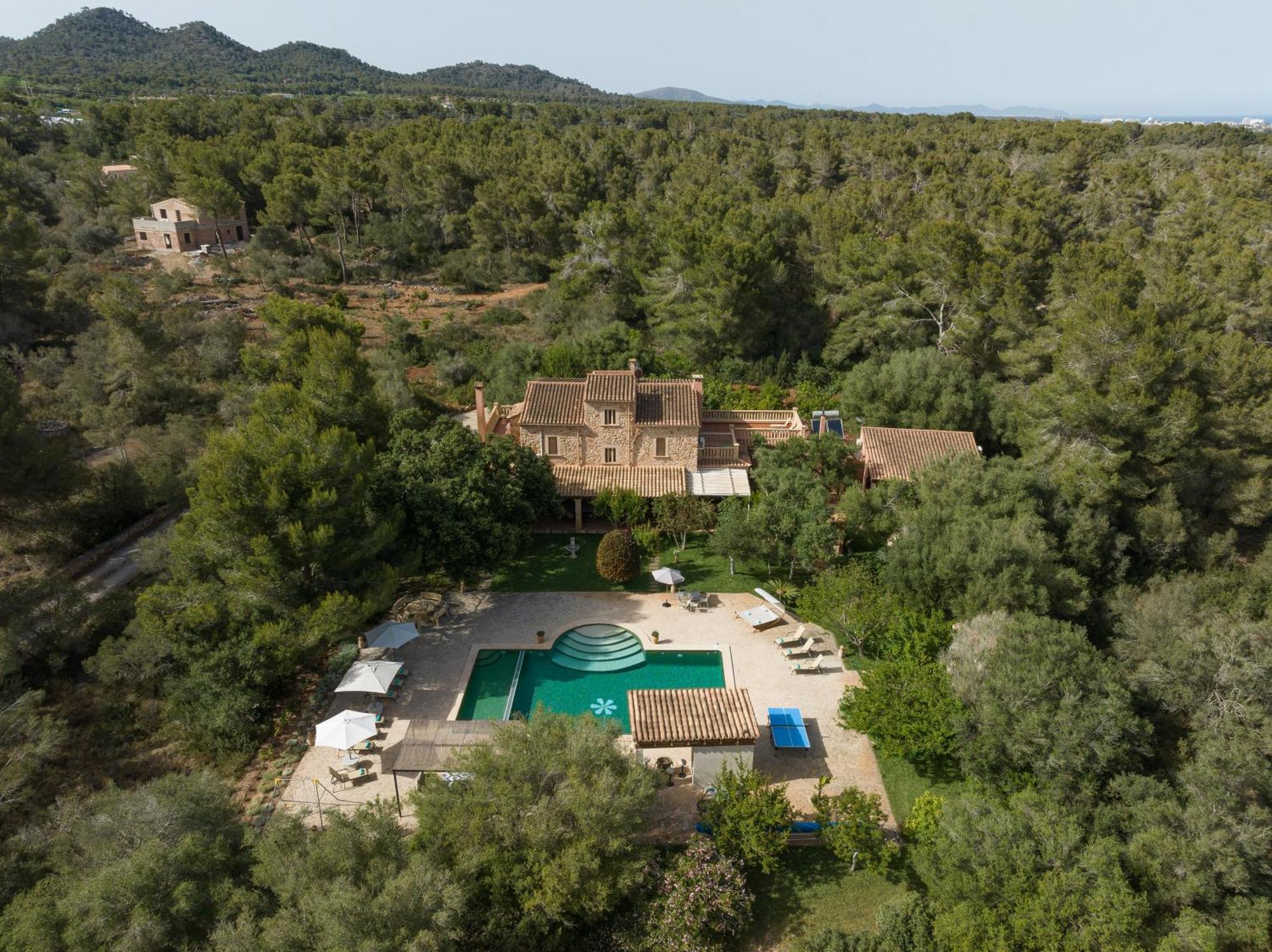 De Lujo Con Gran Piscina Y Campo De Golf Cerca Villa