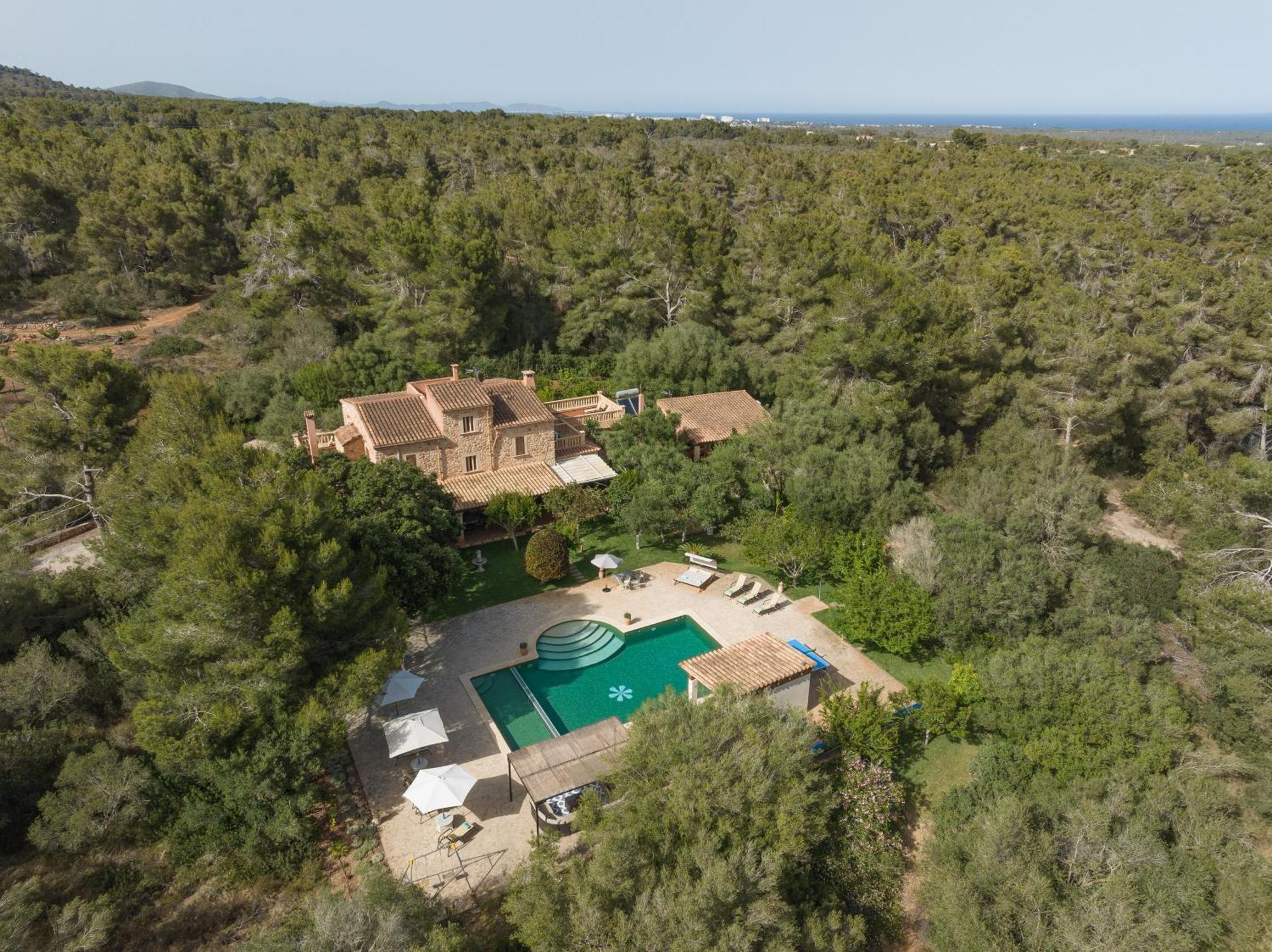 Villa De Lujo Con Gran Piscina Y Campo De Golf Cerca S'Horta