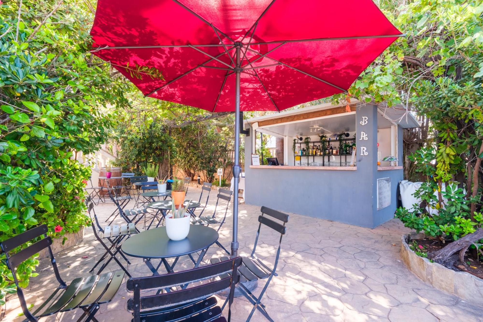 Ciutat Jardi Hotel