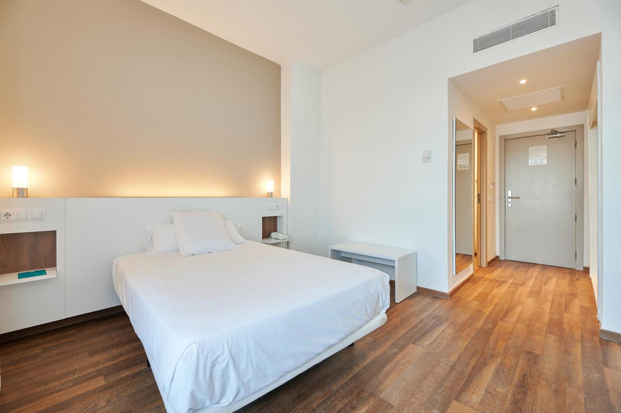 Alua Hotel 4*