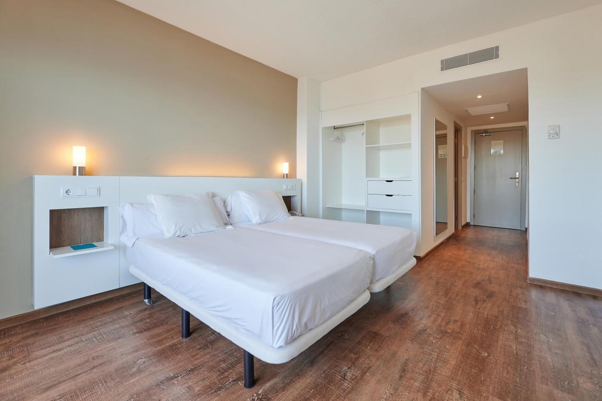 Hotel Alua