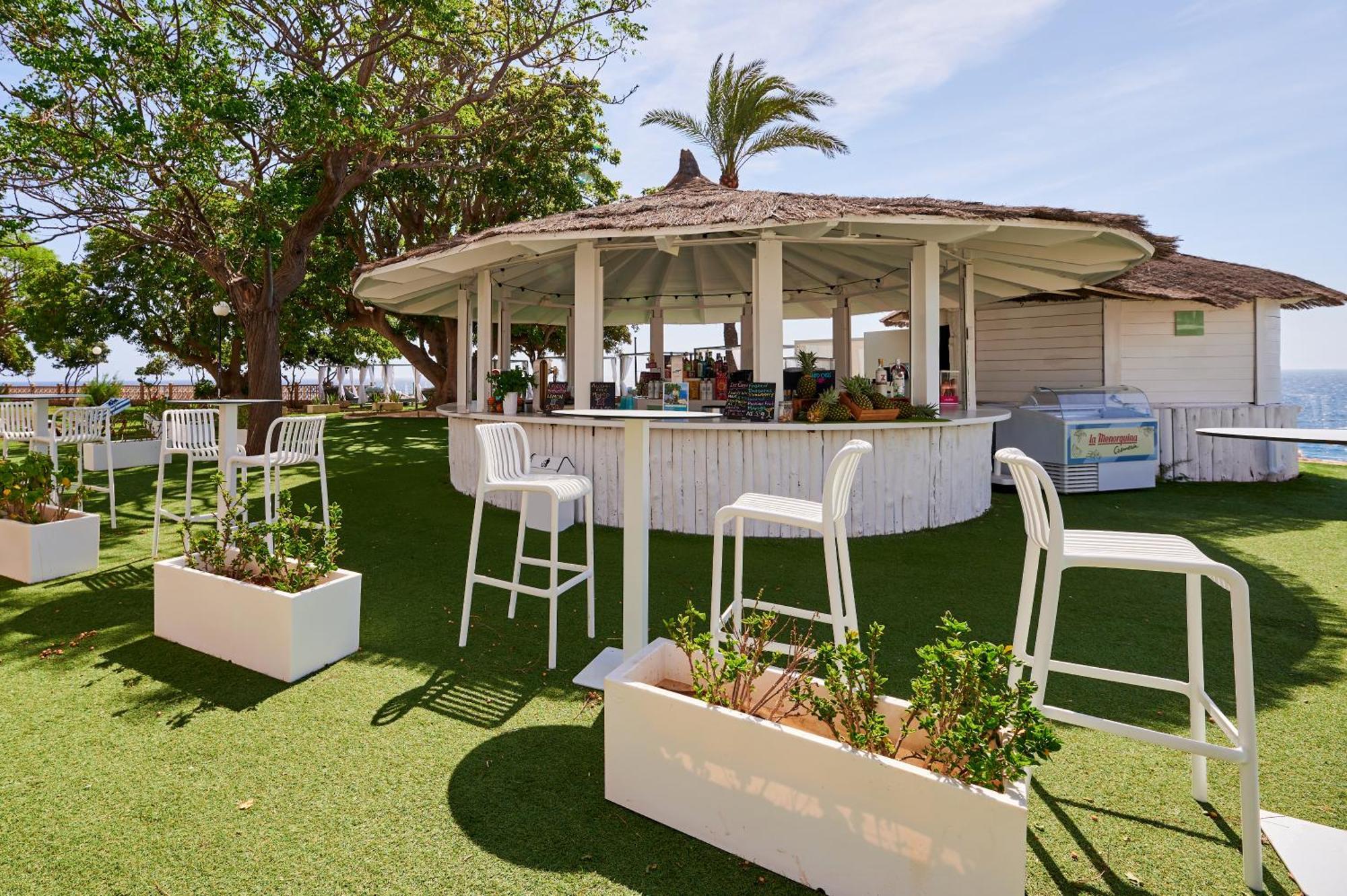 Alua Hotel