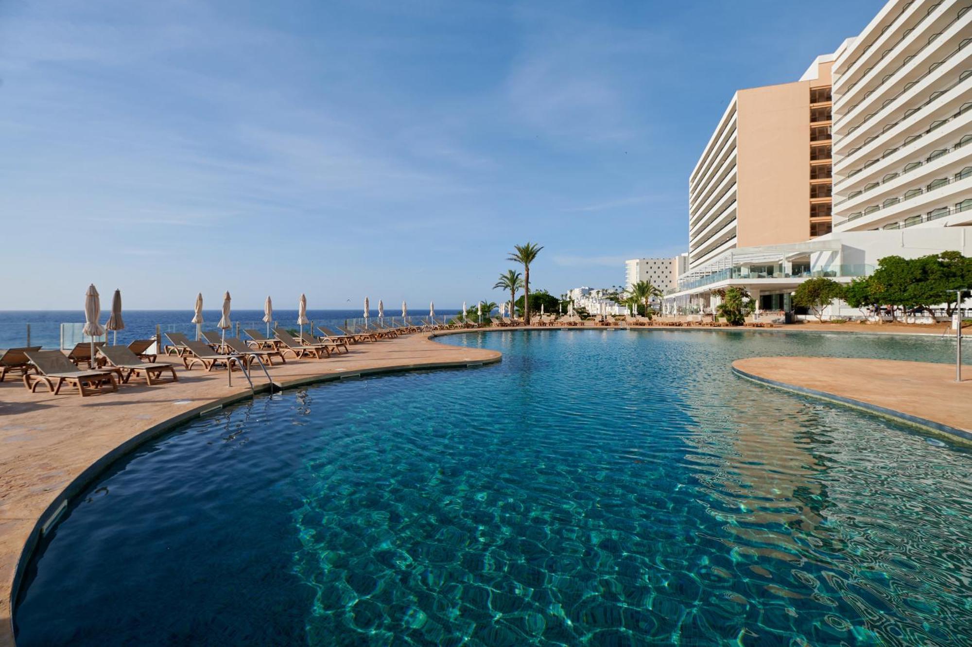 Hotel Alua Calas de Mallorca
