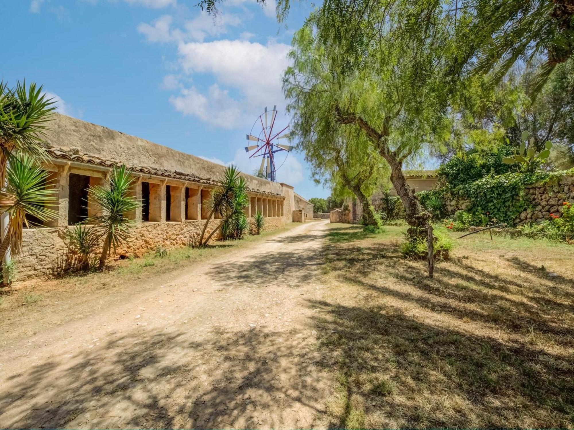 Сasa de vacaciones Possessio Sa Barrala Gallinero *