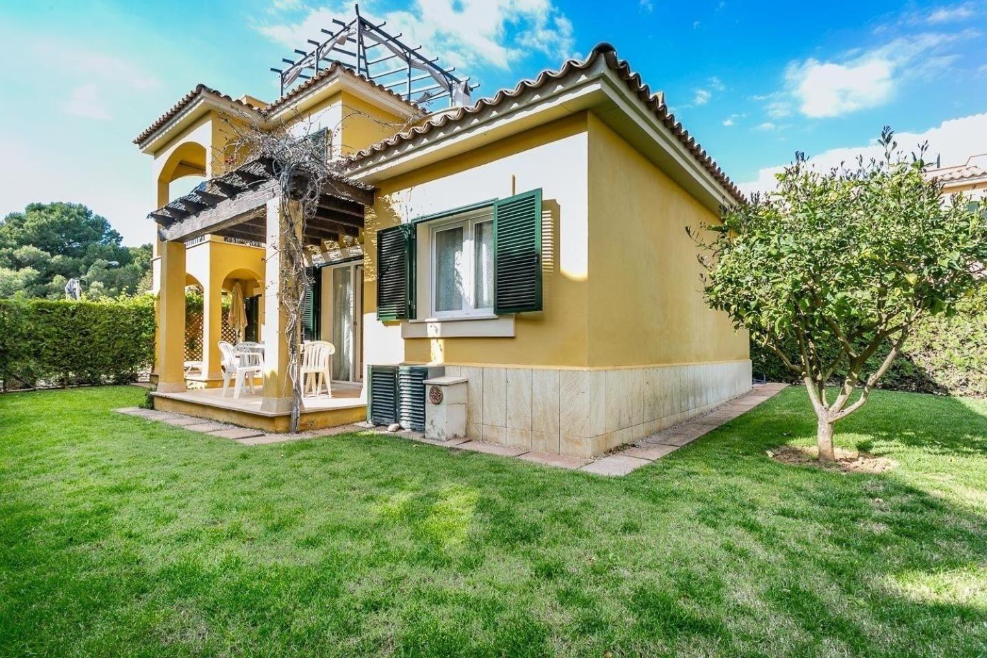 Apartamento Mediterranes Mit Pool *