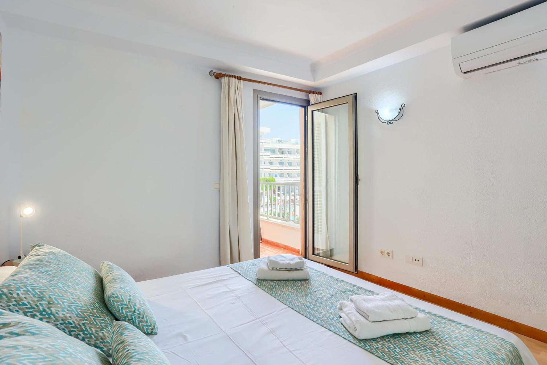 Apartment Rosa 16 By Rentallorca