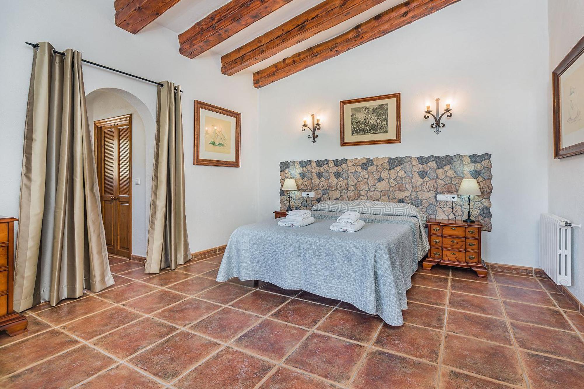 Toni Mosca Villa