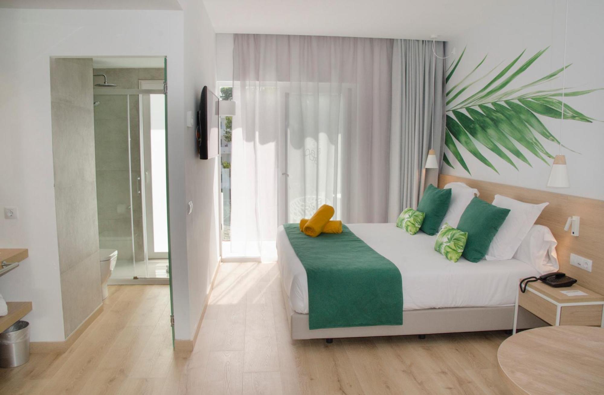 Bq Paguera Boutique - Adults Only Hotel 4*
