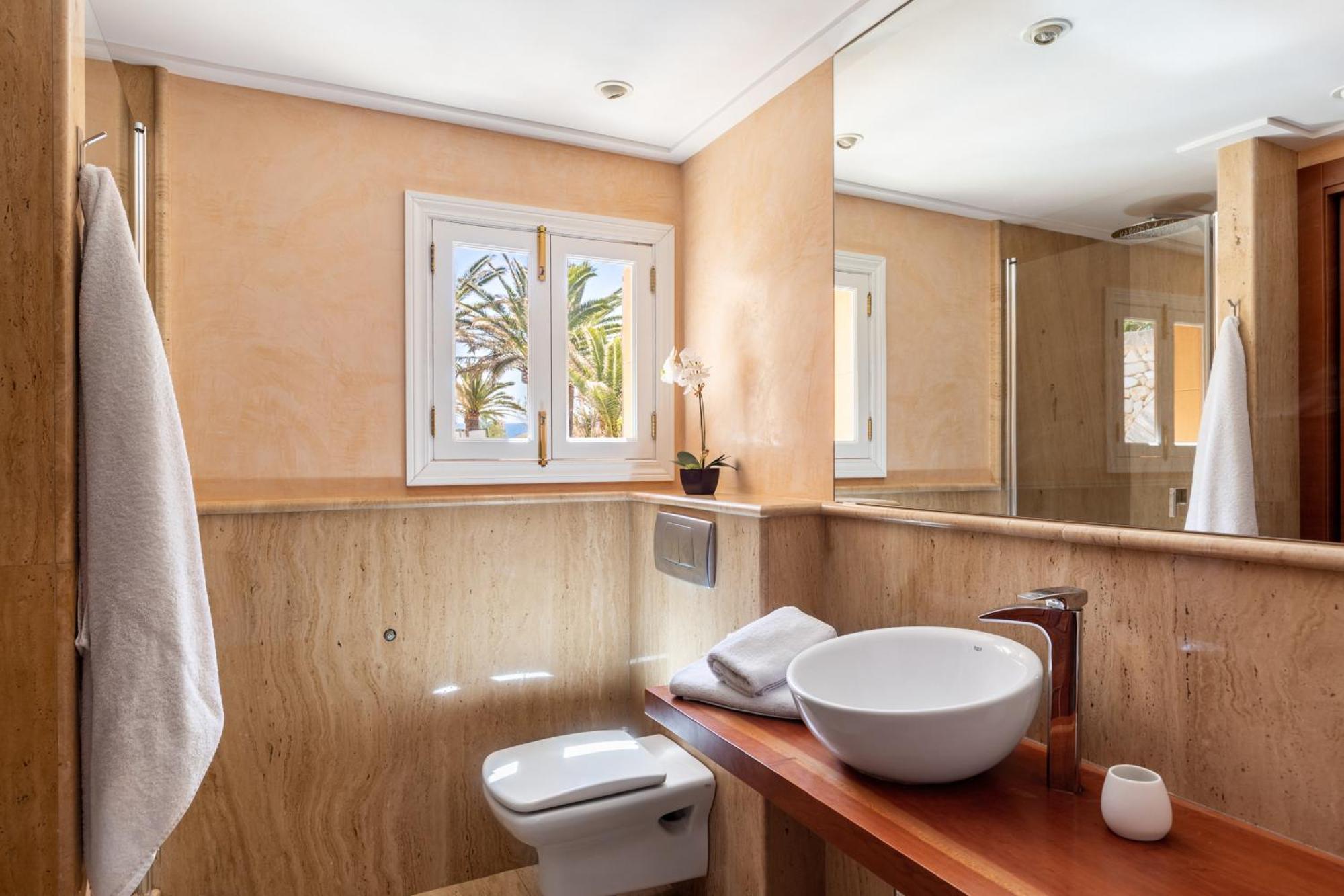 - 4899 Mallorca Villa