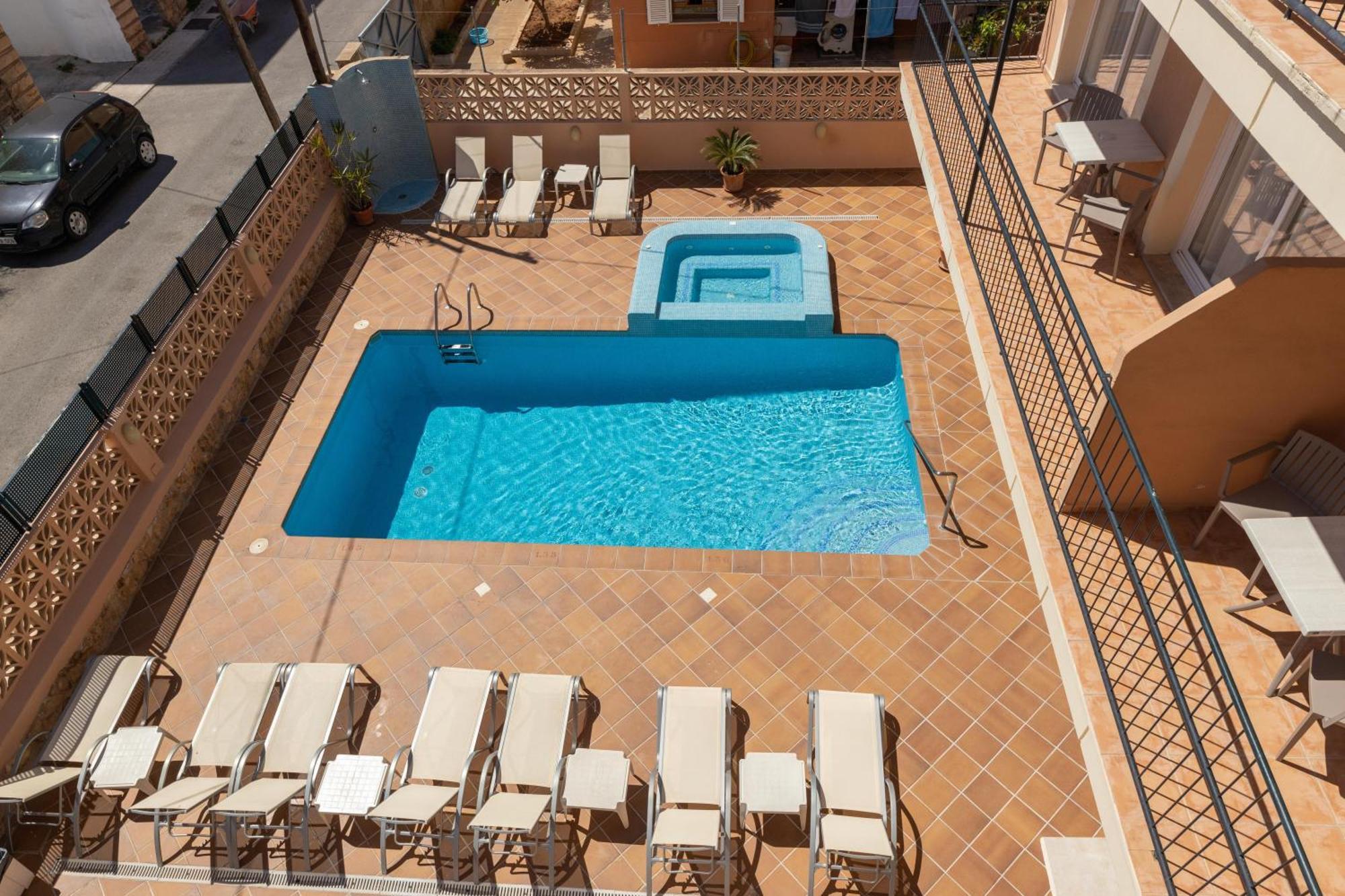 Apartahotel Martinez