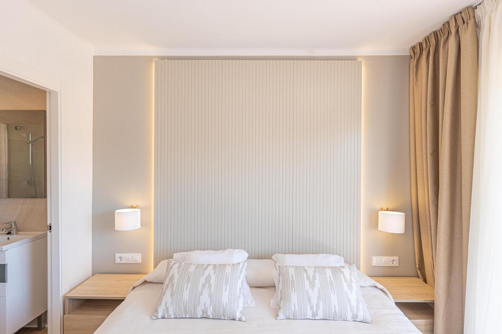 Martinez Apartahotel 2*