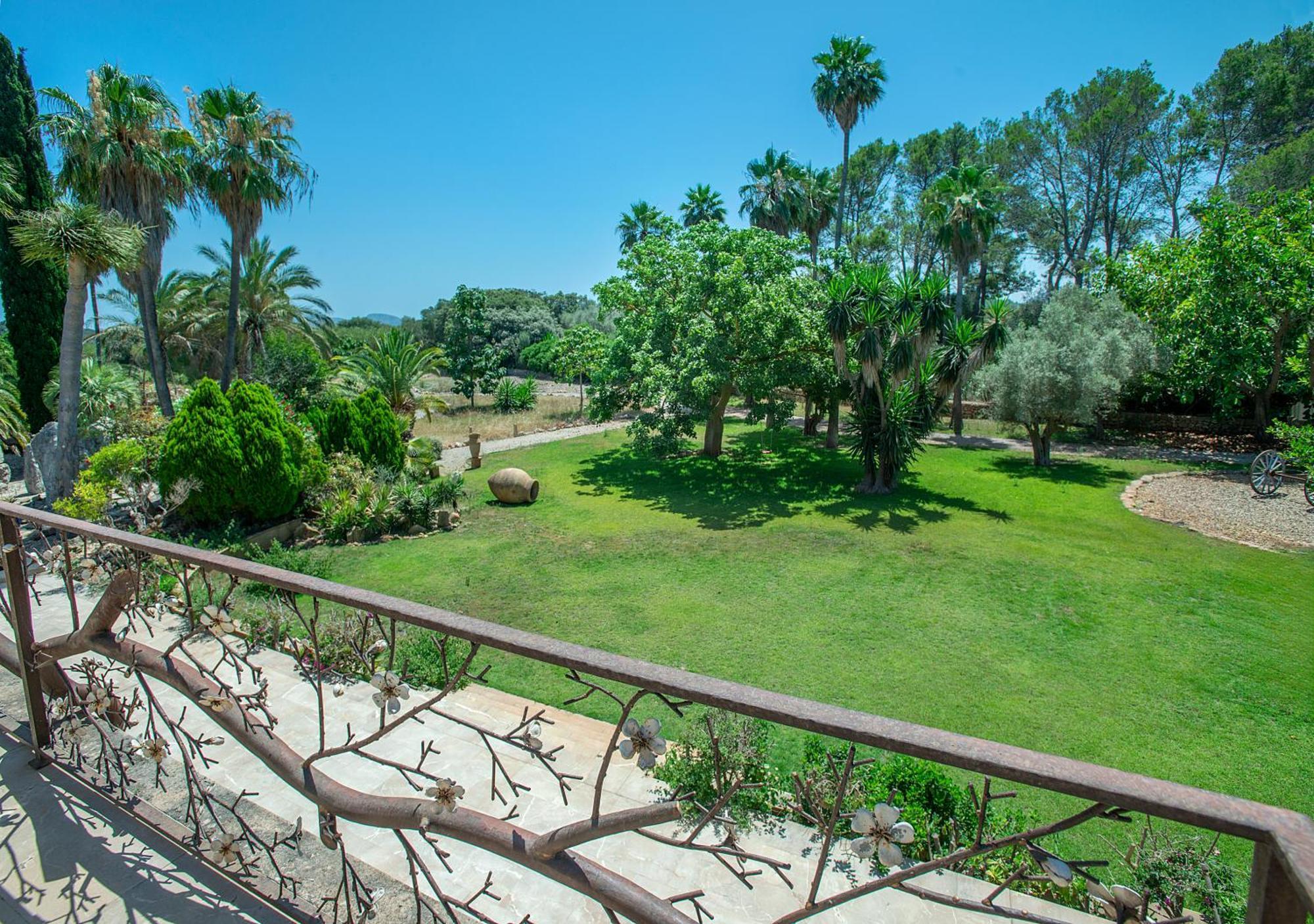 Owl Booking Can Bregat - Luxury Retreat Villa *