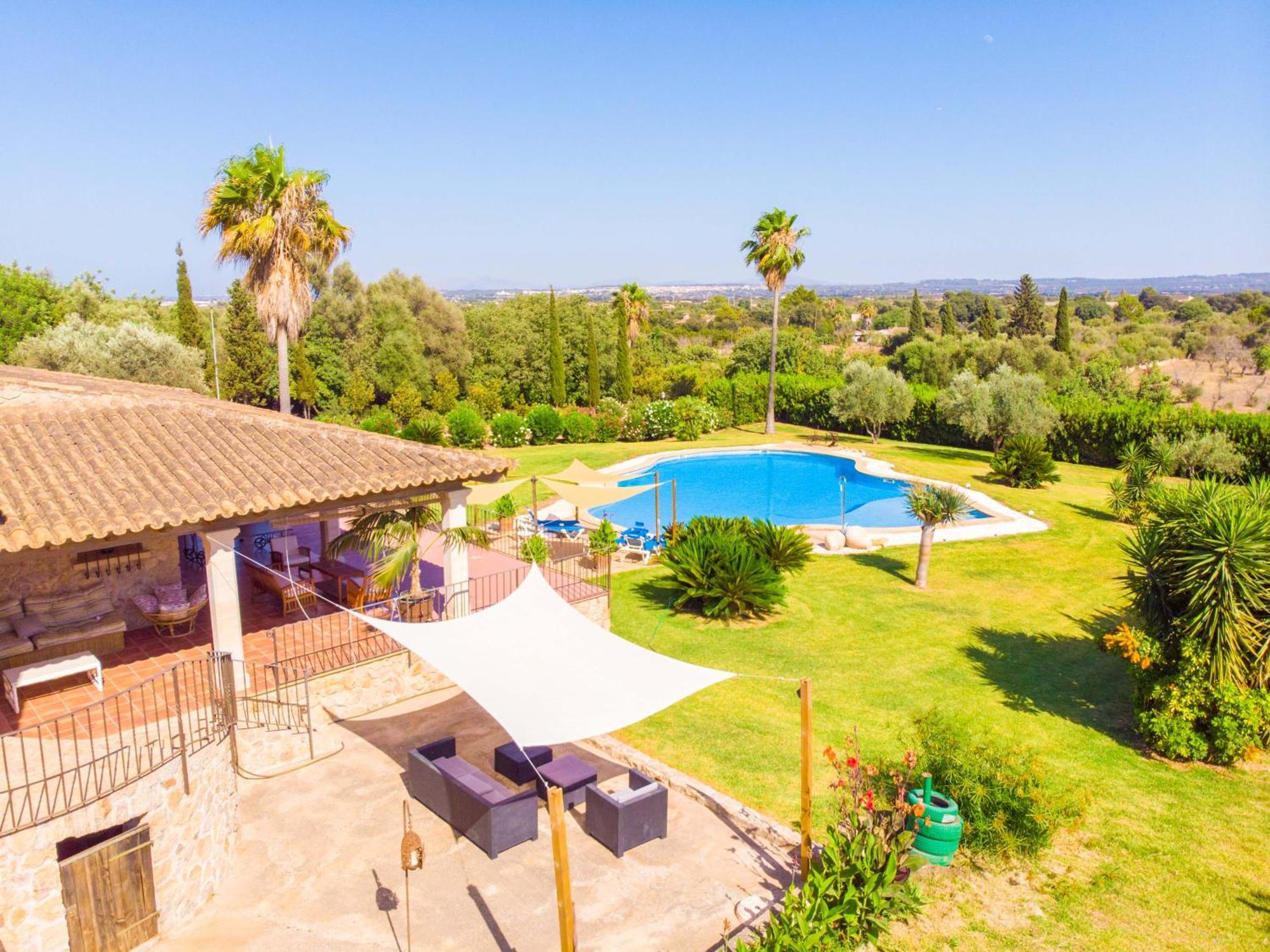 Magnifica Con Piscina Espectacular Búger