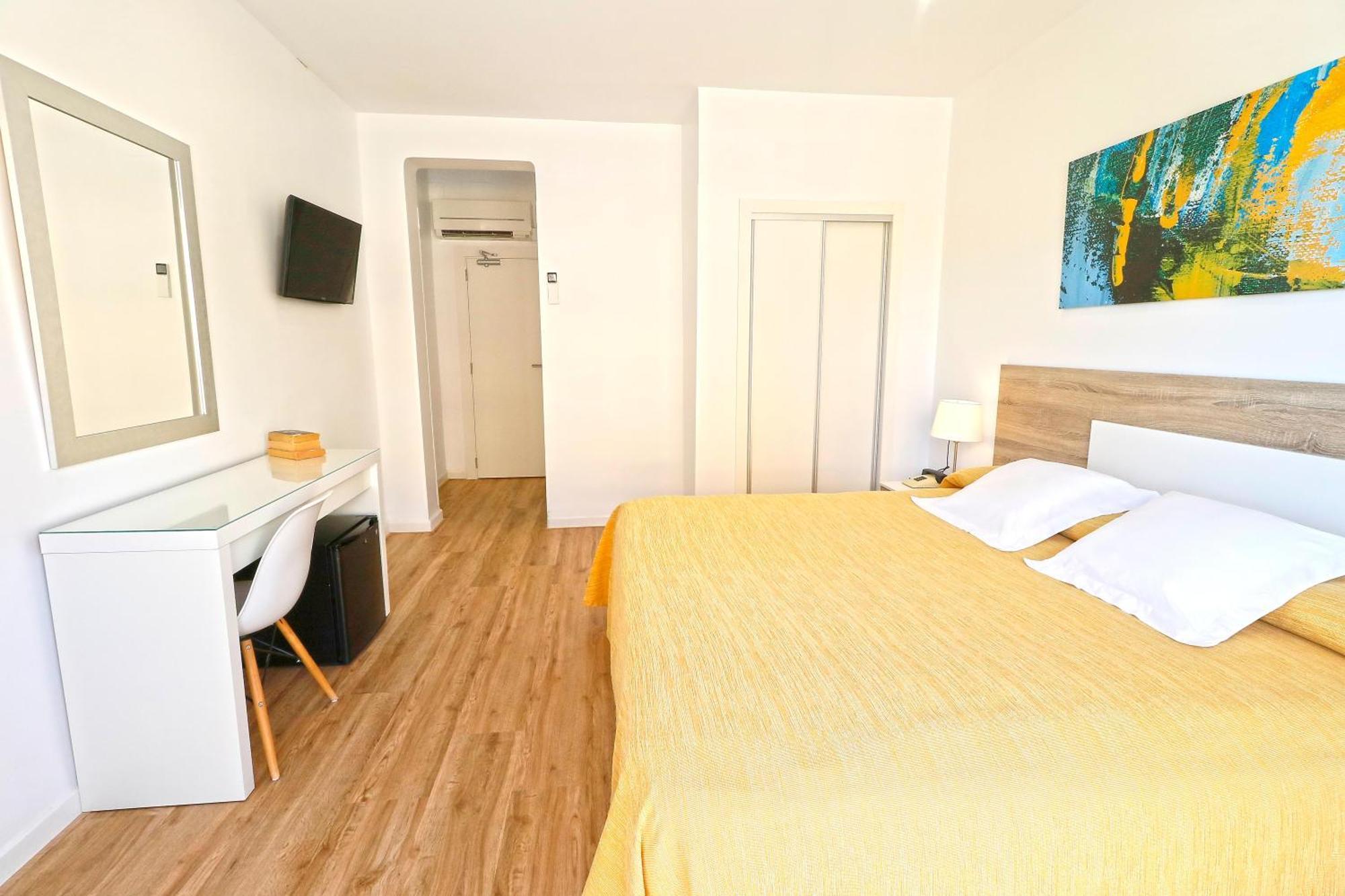 Hotel Gabarda Palmanova