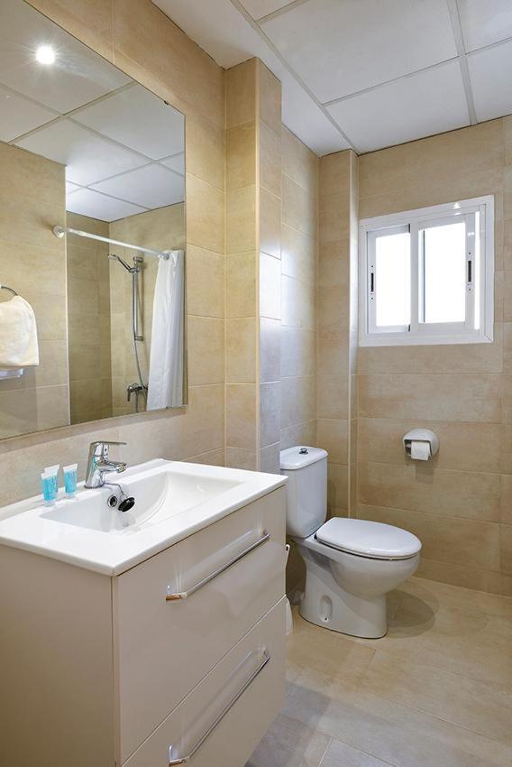 Hsr Gil (adults Only) Hostal Palmanova
