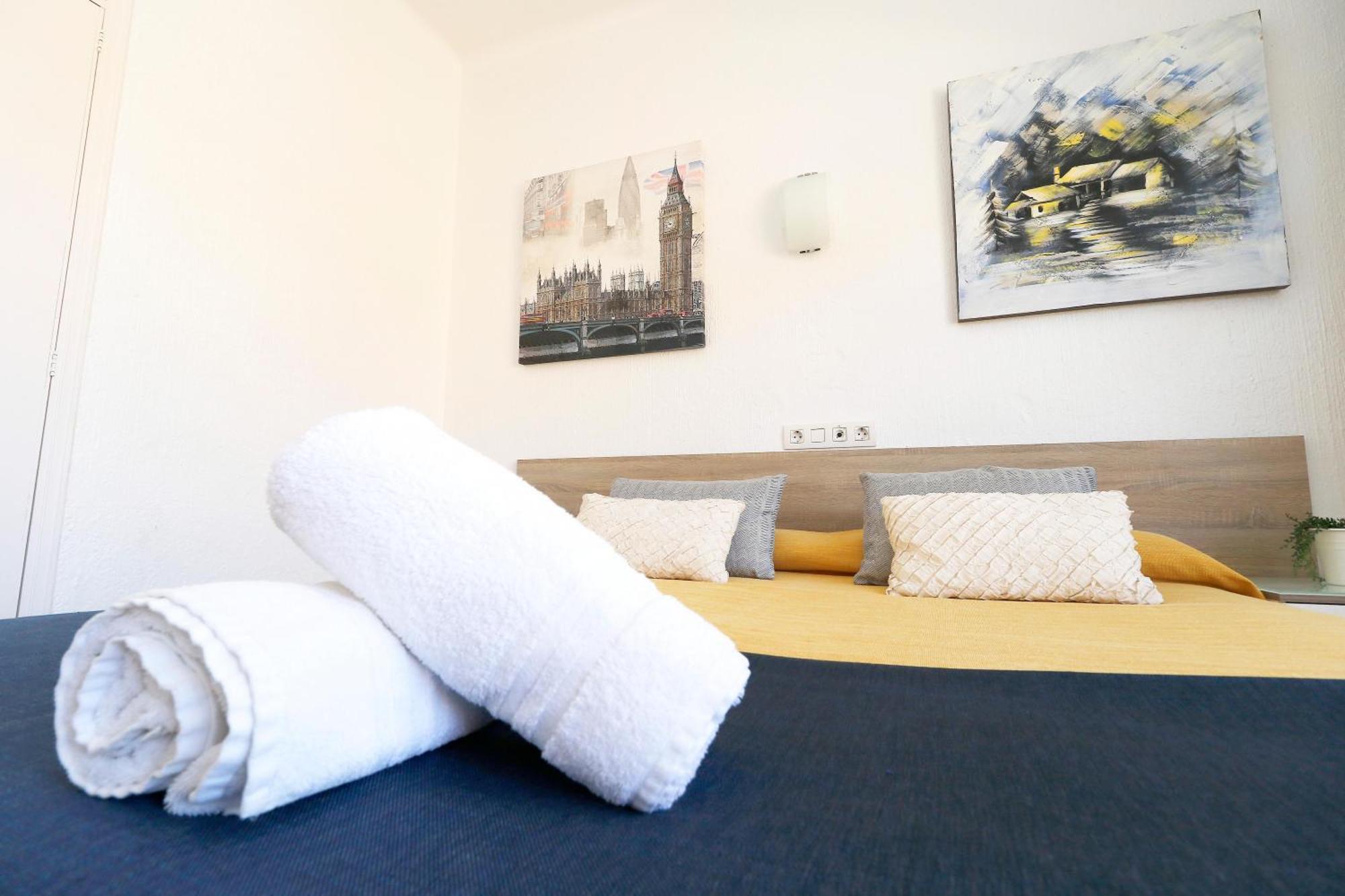 Hsr Gil (adults Only) Hostal