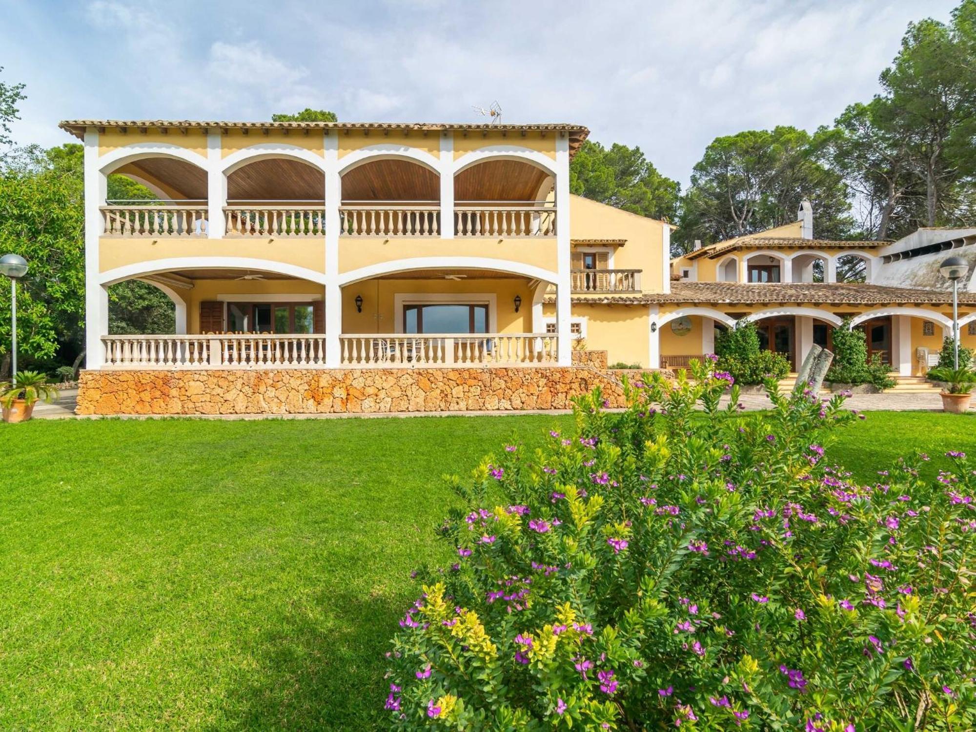 Son Pou - With Private Pool Free Wifi Son Gual