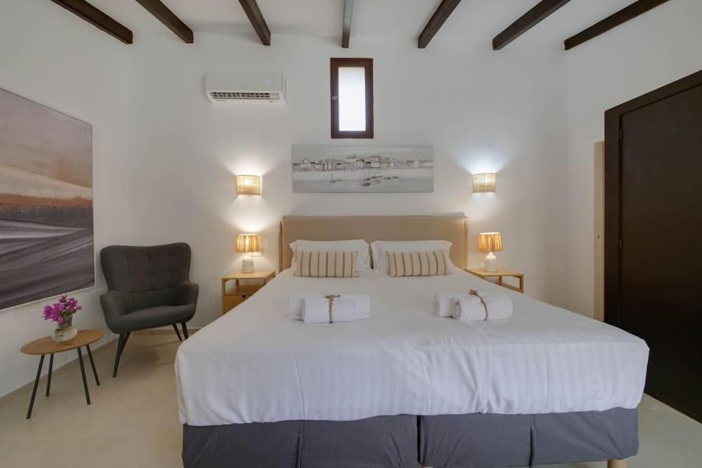 Apartamento Copet, Stilvoll Und Ruhig,xxl Pool,daybeds,wifi,klima