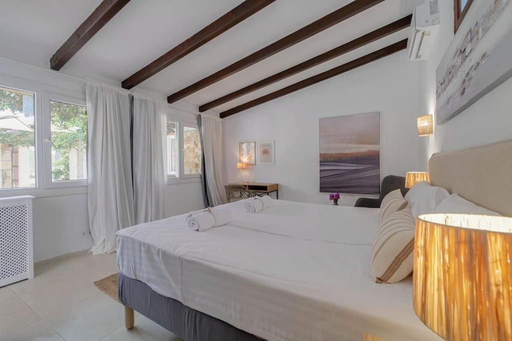 Apartamento Copet, Stilvoll Und Ruhig,xxl Pool,daybeds,wifi,klima