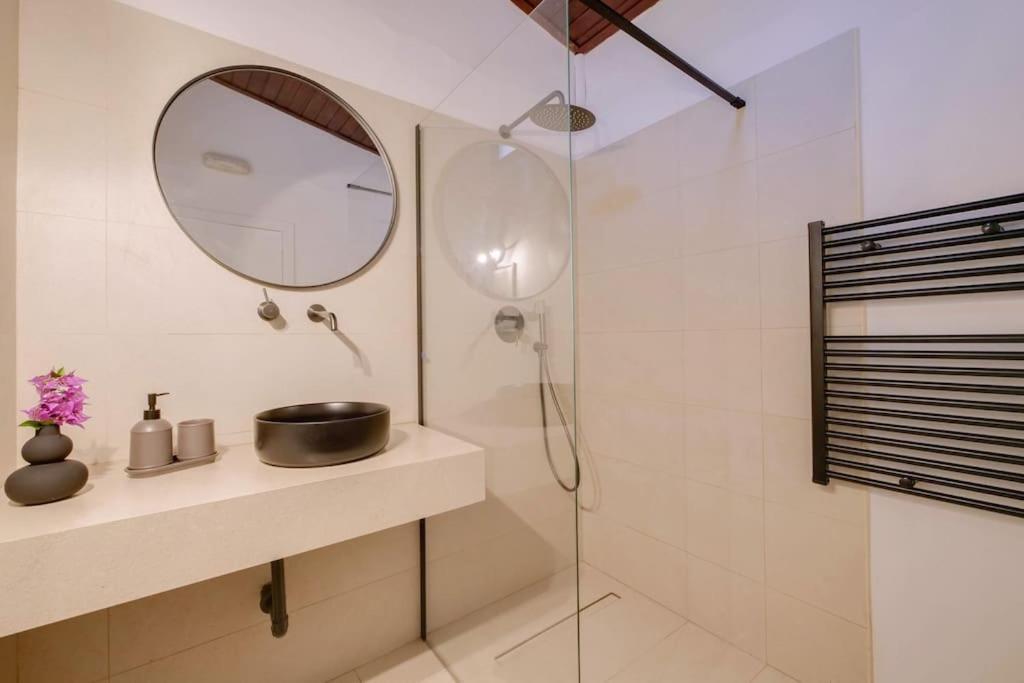 Copet, Stilvoll Und Ruhig,xxl Pool,daybeds,wifi,klima Manacor (Mallorca)