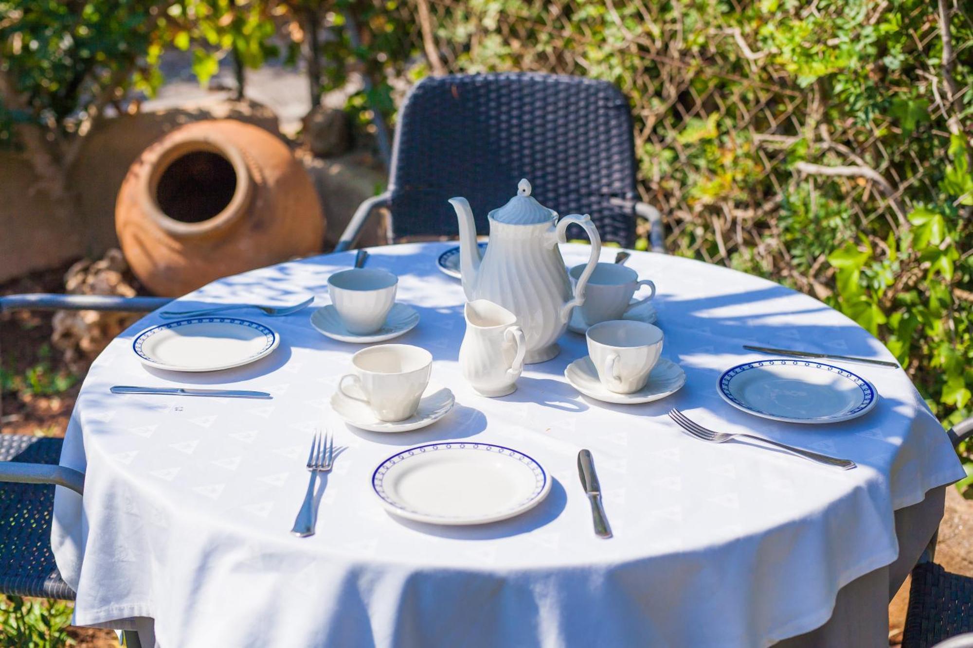 Casa Paseo Platon, Very Close To The Beach, With Pool And Garden Villa