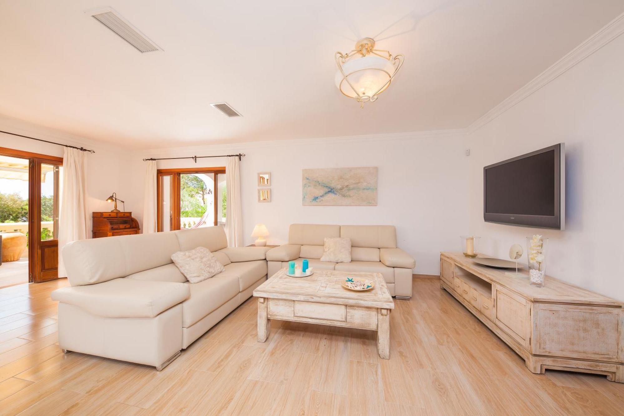 Villa Casa Paseo Platon, Very Close To The Beach, With Pool And Garden *