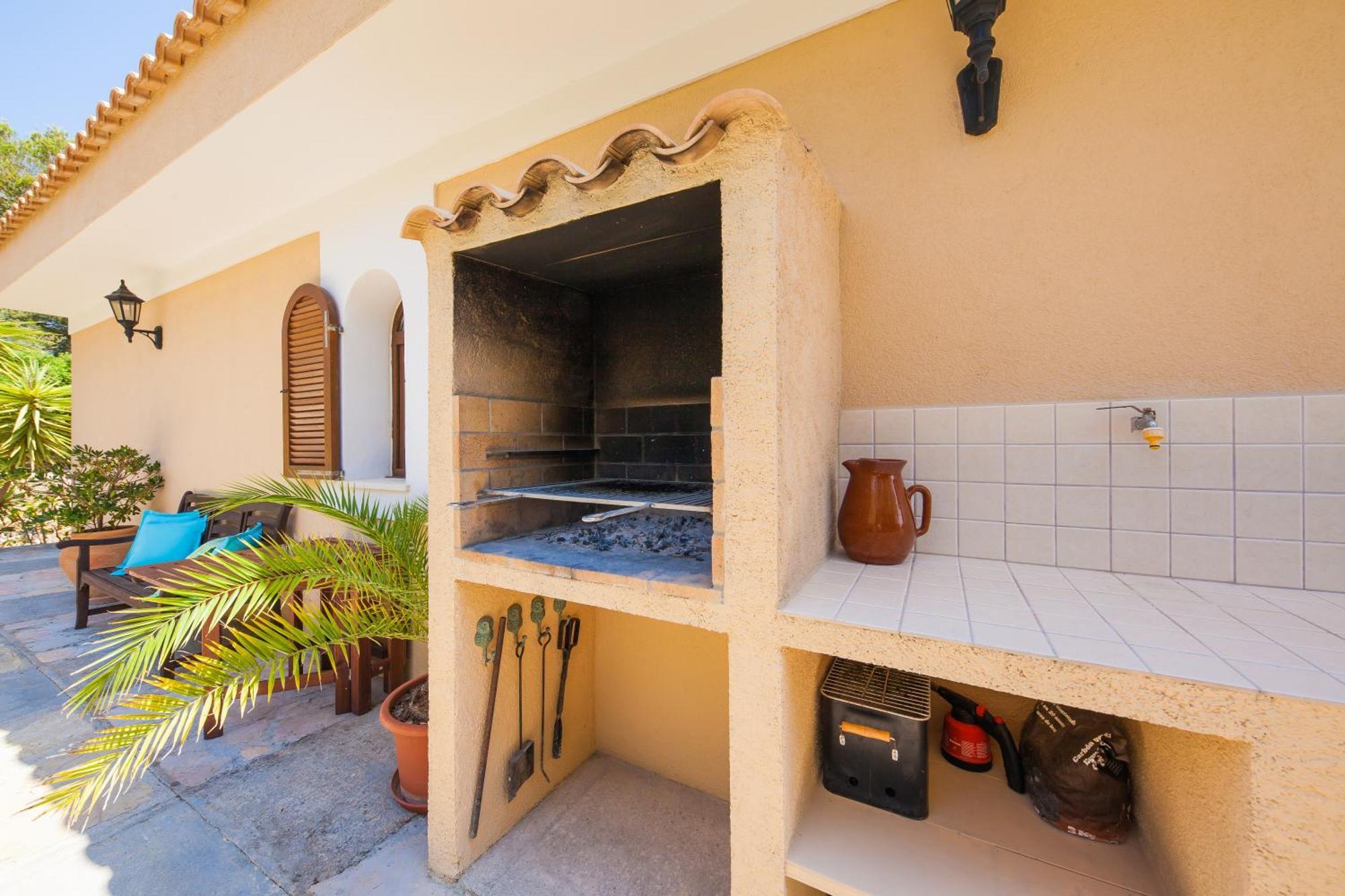 Casa Paseo Platon, Very Close To The Beach, With Pool And Garden Cala Mandia (Mallorca)