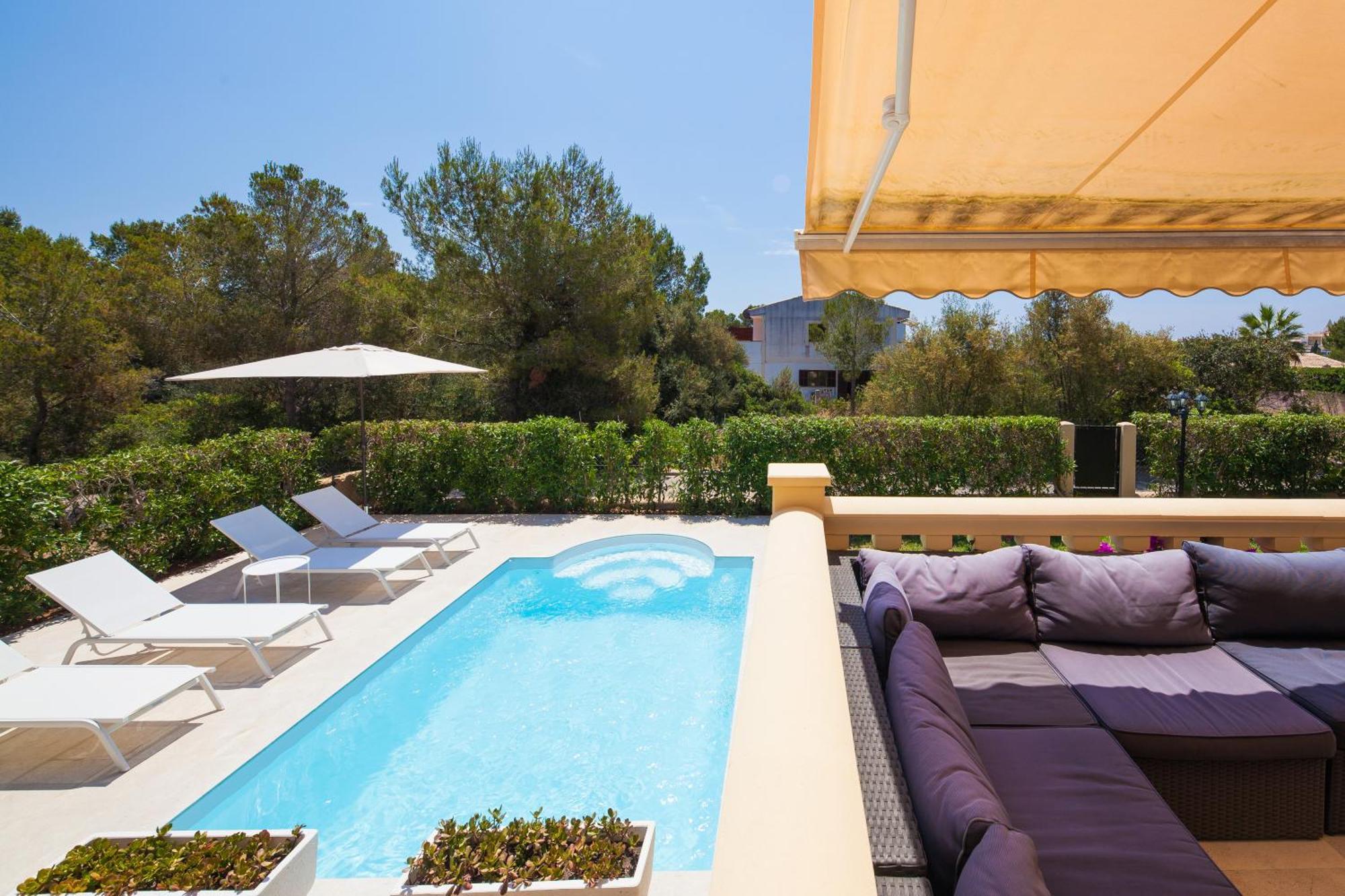 Casa Paseo Platon, Very Close To The Beach, With Pool And Garden Villa